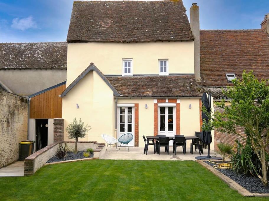 Gite L'Echappee Belle Brezolles Exterior photo